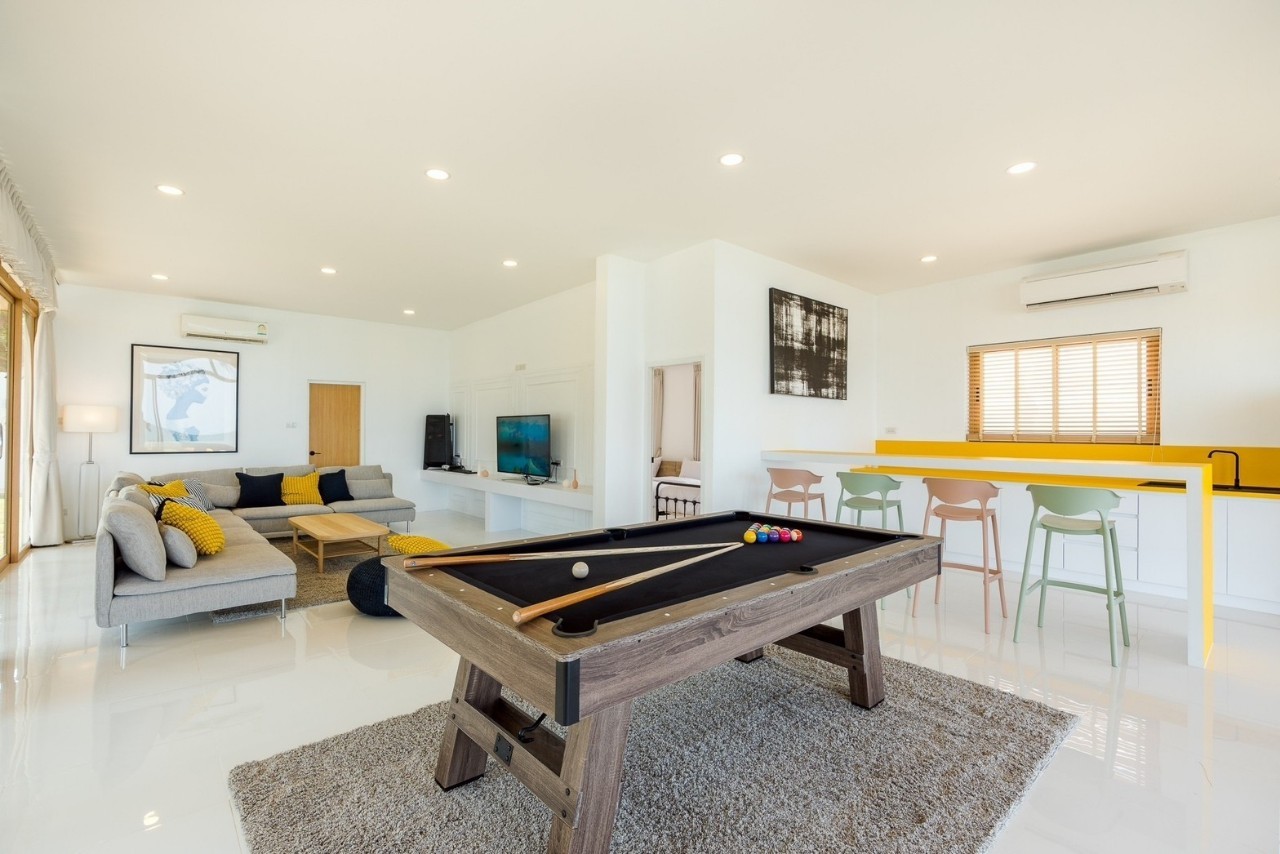 HR15080 The Bristol Beach Huahin Pool villa