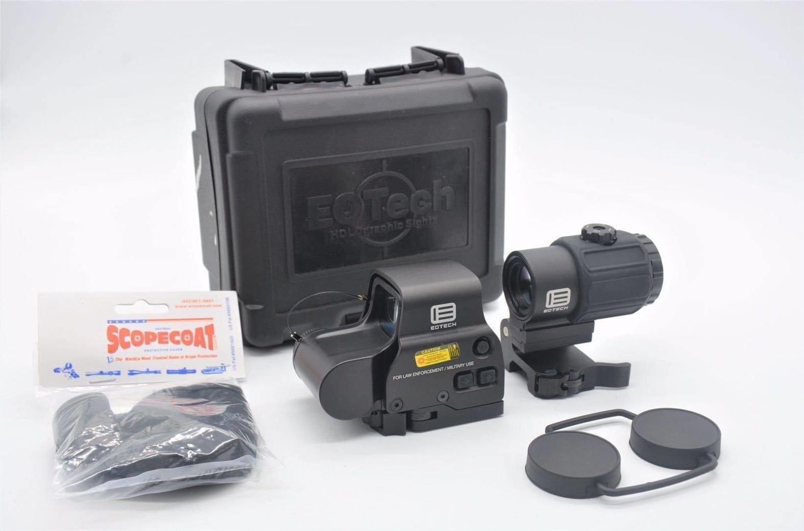 Set Eo-Tech 558 + ซูมหลังดอท รุ่น G33(fire)(ไฟ) 1 ชุด ประกอบด้วย 1. ดอท Eo-Tech ⚡️เป้าเป็นแบบ Holo-Graphic ปรับได้ 2 สี คือ สีแดง และ สีเขียว ⚡️ตัวเป้าปรับความเข้มของแสงได้ ⚡️ขาจับรางเป็นแบบปลดไว ใช้กับรางขนาด 20mm ⚡️ใช้กับถ่าน