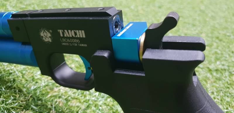 #ปืนอัดลมทรงแข่งขันTaichi .177cal. Co2 Pistol เบอร์1 Price 13,500฿. 🆓️ลูก+Gas Co2🆓️ ✔Made in Taiwan ✔ไกปืนระบบนกสับ ✔เบอร์ 1 แรง 490+Fps. ✔ปืนพร้อมรางติดกล้องหน้าแคบ ✔ตัวครอบลำกล้องสามารถถอดออกได้ ✔