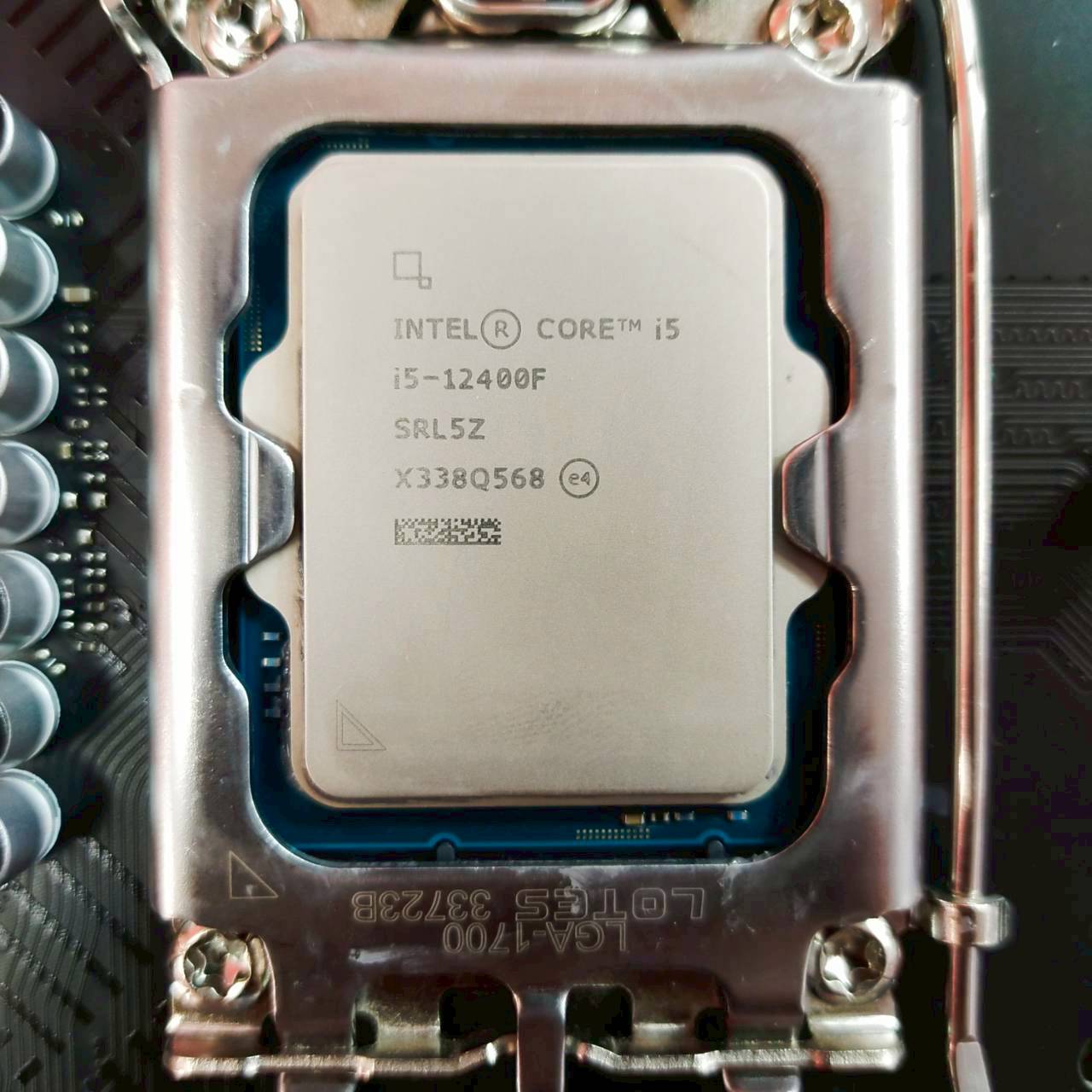 COMPUTER มือสอง เฉพาะ CASE Core i5 – 12400F 2.50GHz (CPU + M/B ประกัน J.I.B 10/03/2027)