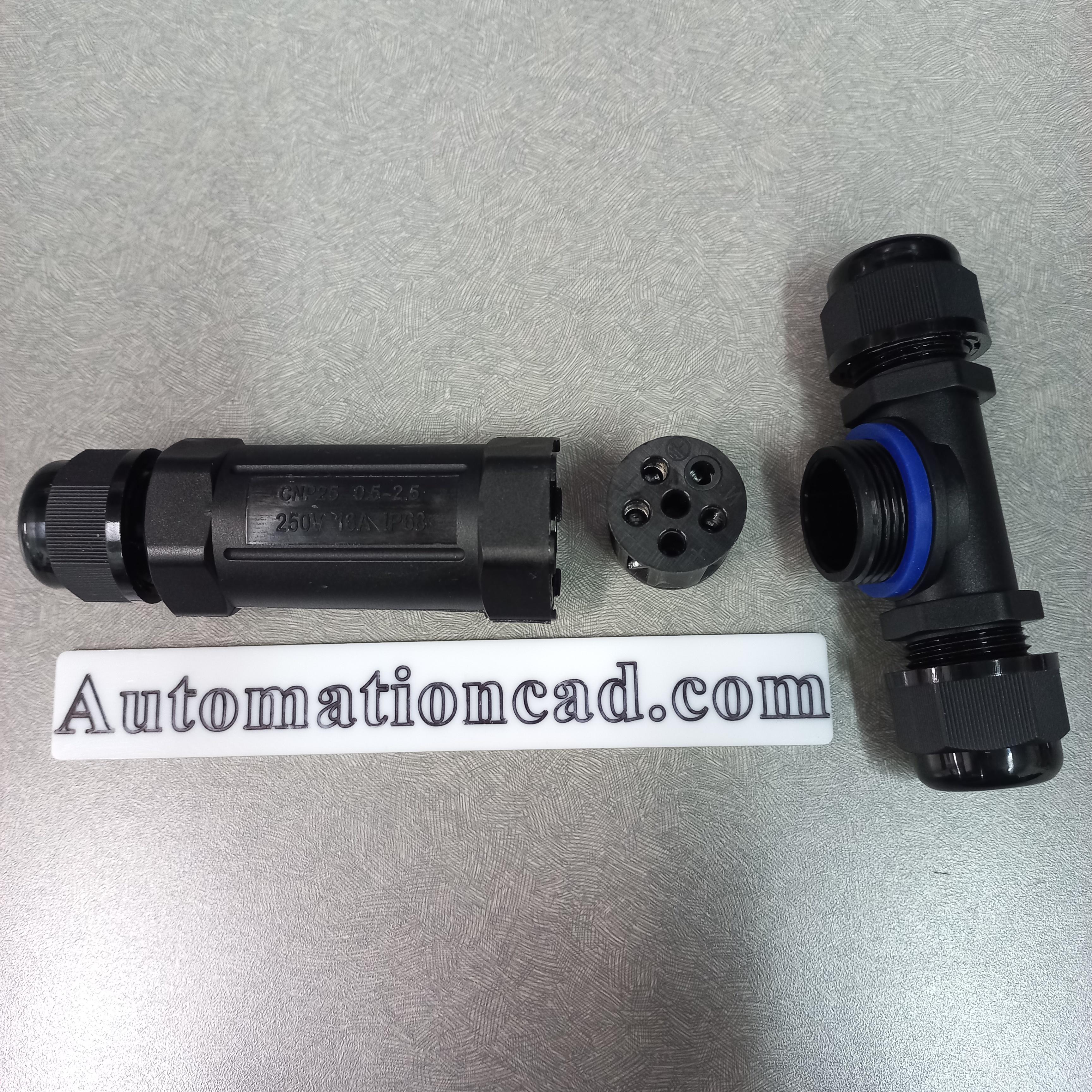 ข้อต่อสายไฟกันน้ำ แบบตัว T ใช้กับสายไฟ ขนาด 0.5 ถึง 2.5 mm² 4 เส้น แบบขันน็อต