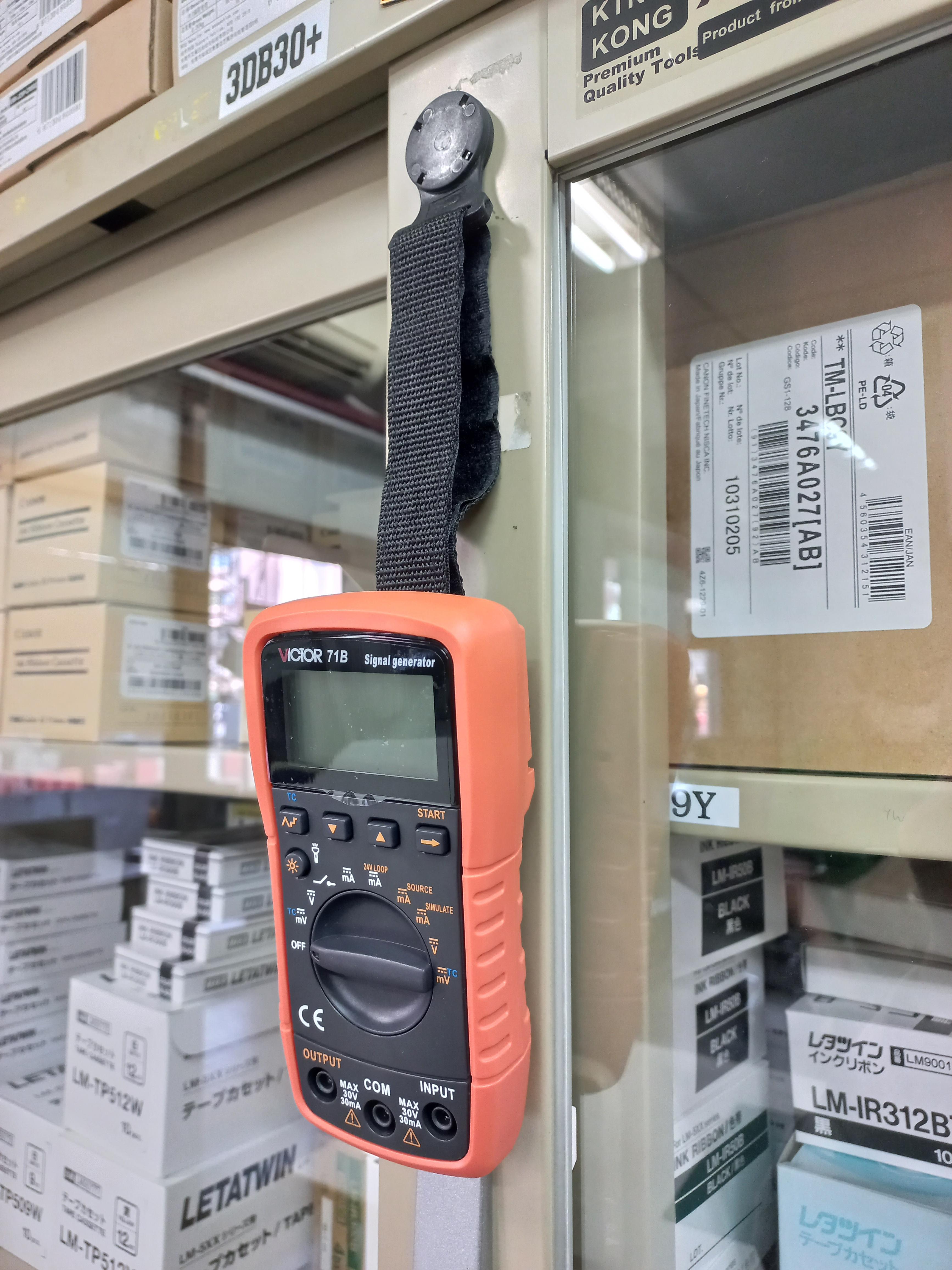 VICTOR มิเตอร์/ตัวสร้างสัญญาณอะนาล็อค+สายคล้องแม่เหล็ก 4-20mA 0-10V Signal Simulator รุ่น VC71B