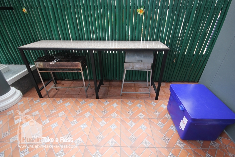 HR 5008 บ้านสุวรรณ 2 โต๊ะพูล คาราโอเกะ + ไฟเทค