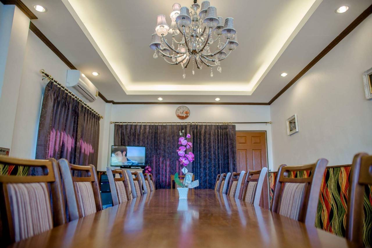 HR 5008 บ้านสุวรรณ 2 โต๊ะพูล คาราโอเกะ + ไฟเทค