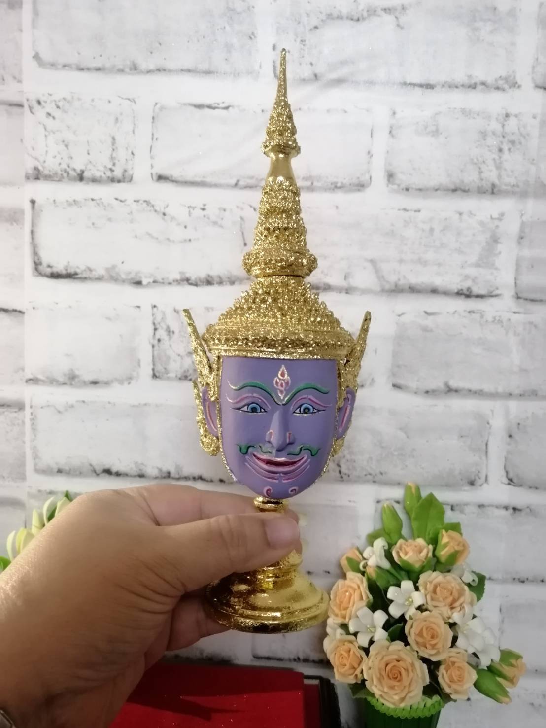 พระนารายณ์ ขนาดกลาง เรซิ่นปิดทอง พร้อมฐานปิดทอง