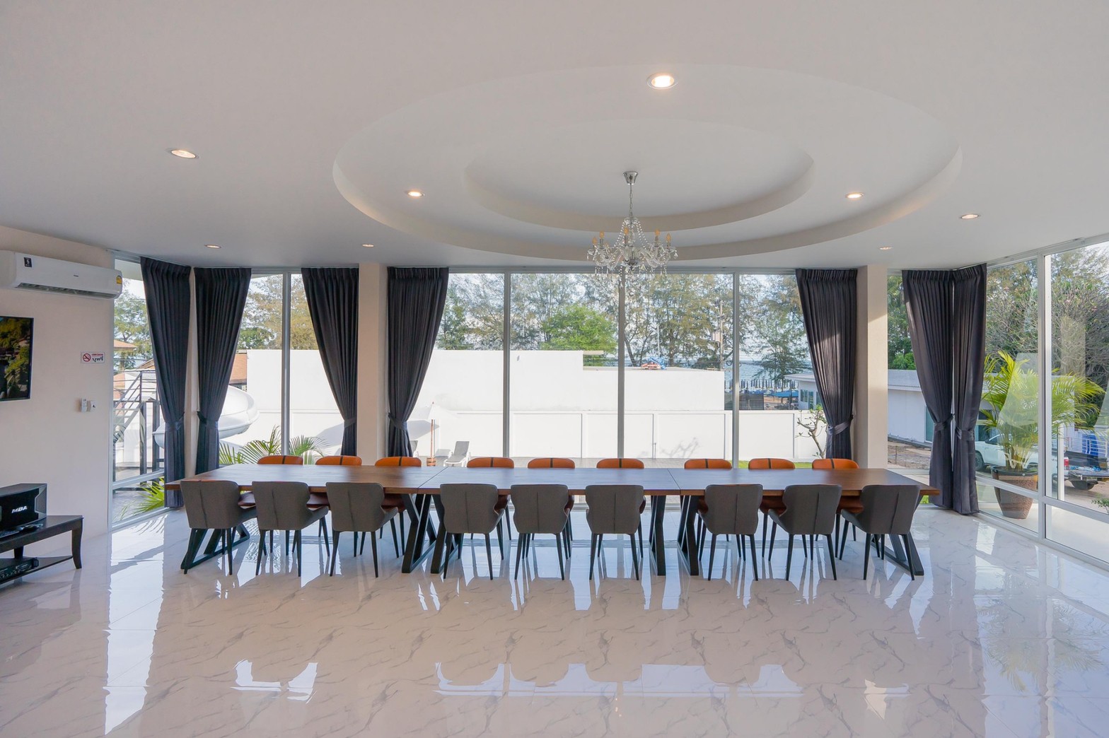 HR15067 บ้านพักใกล้ทะเลชะอำ The Great Beach Pool Villa Cha Am