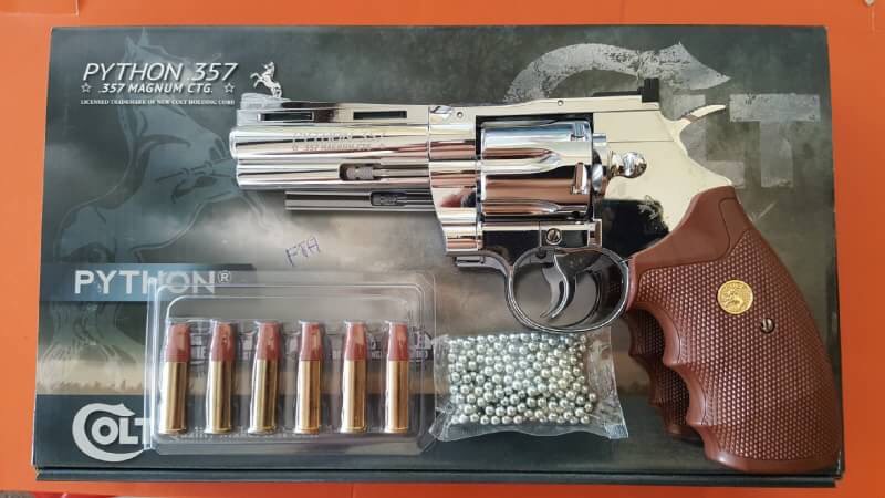 New.ปืนลูกโม่อัดแก๊สUmarex Licenced Metal Colt Python 4inch 4.5mm. Co2 Revolver Price 5,900 THB. (free) ลูกเหล็ก ✅Colt Python เป็น. 357 Magnum Calibre revolver ✅ใช้ในปี 1955 Colt's top model revlover เป็นปืนพกแบบคู่ที่มีชื่อเสียงด้านควา