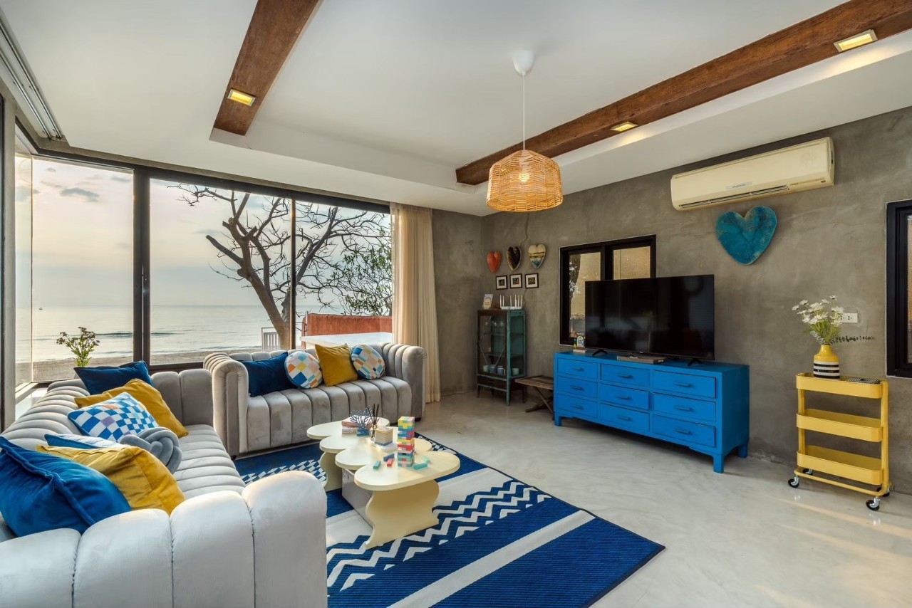 HR15075 บ้านพักติดหาดปราณบุรี The Banana Beach Villa Pranburi