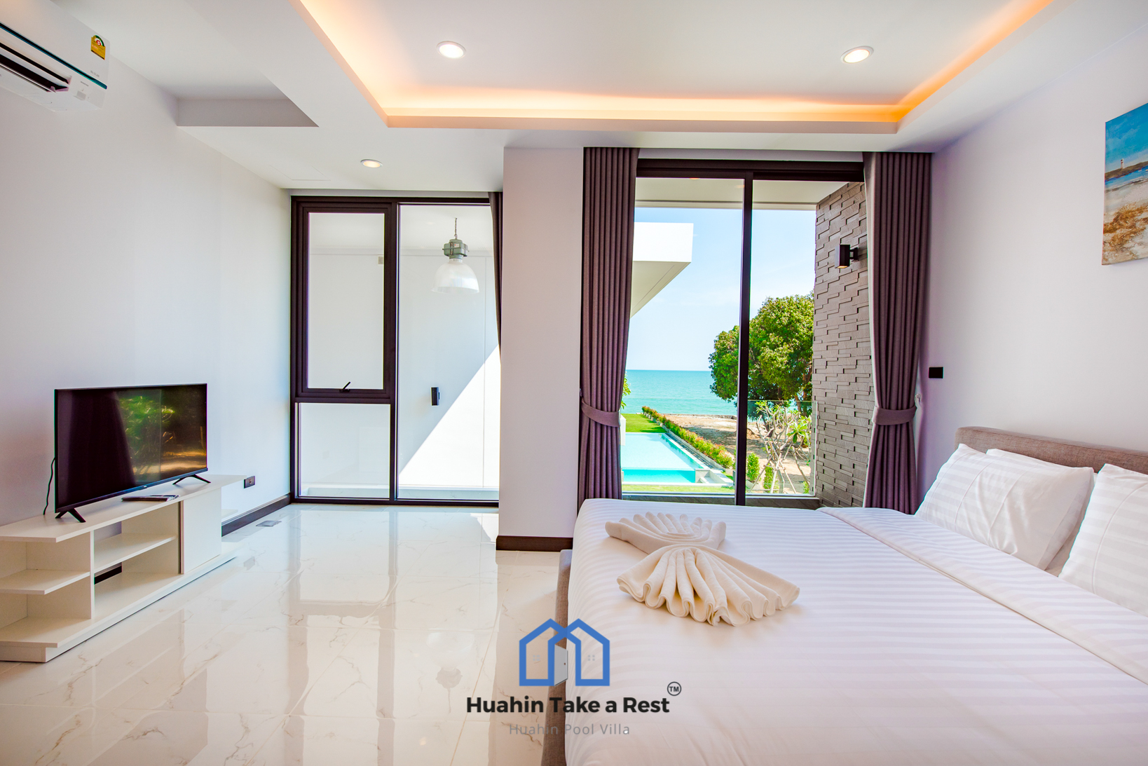 HR15039 บ้านพักติดทะเลหัวหิน The Premium Beach Villa Hua Hin