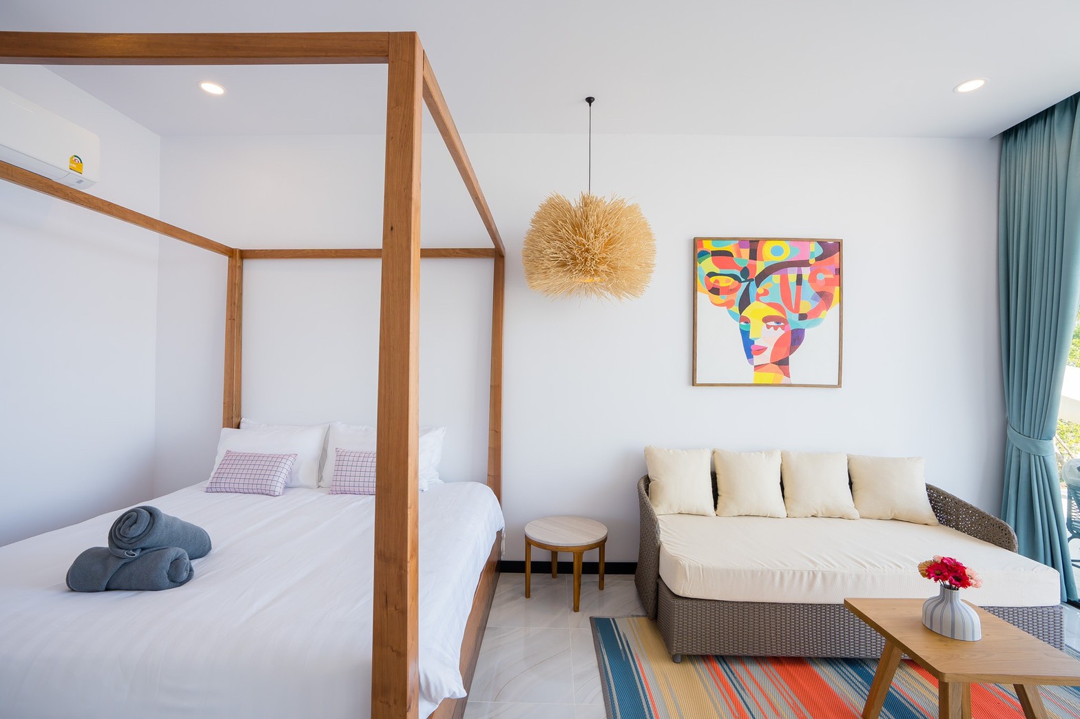 HR15060 บ้านพักติดทะเลชะอำ The Leon Beach Pool Villa Cha Am