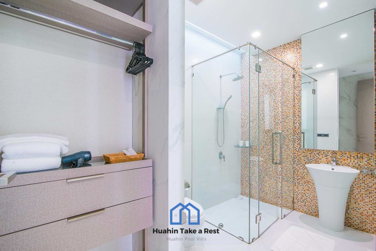 HR15040 บ้านพักหัวหิน The Luxe Dream Beach Villa Hua Hin