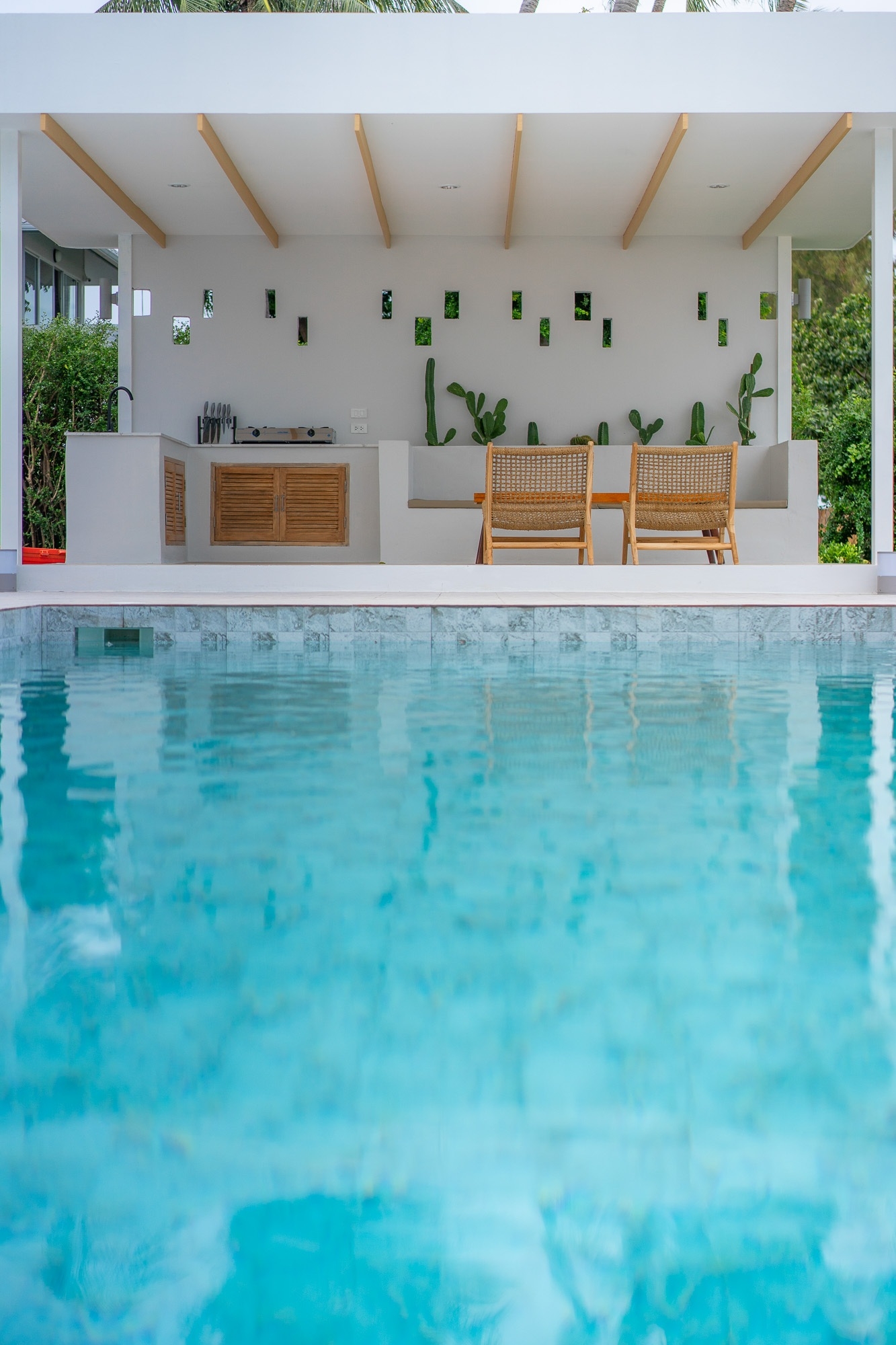 HR15048 บ้านพักติดทะเล กุยบุรี De Pana Beach Villa