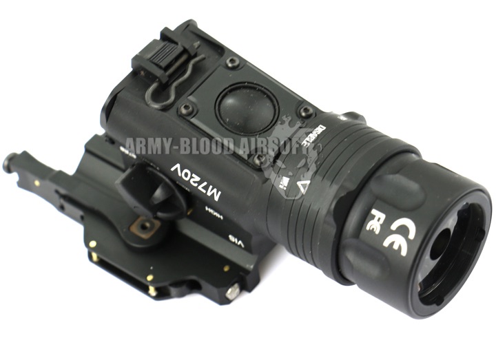 Surefire M720V Style WeaponLight (BK)