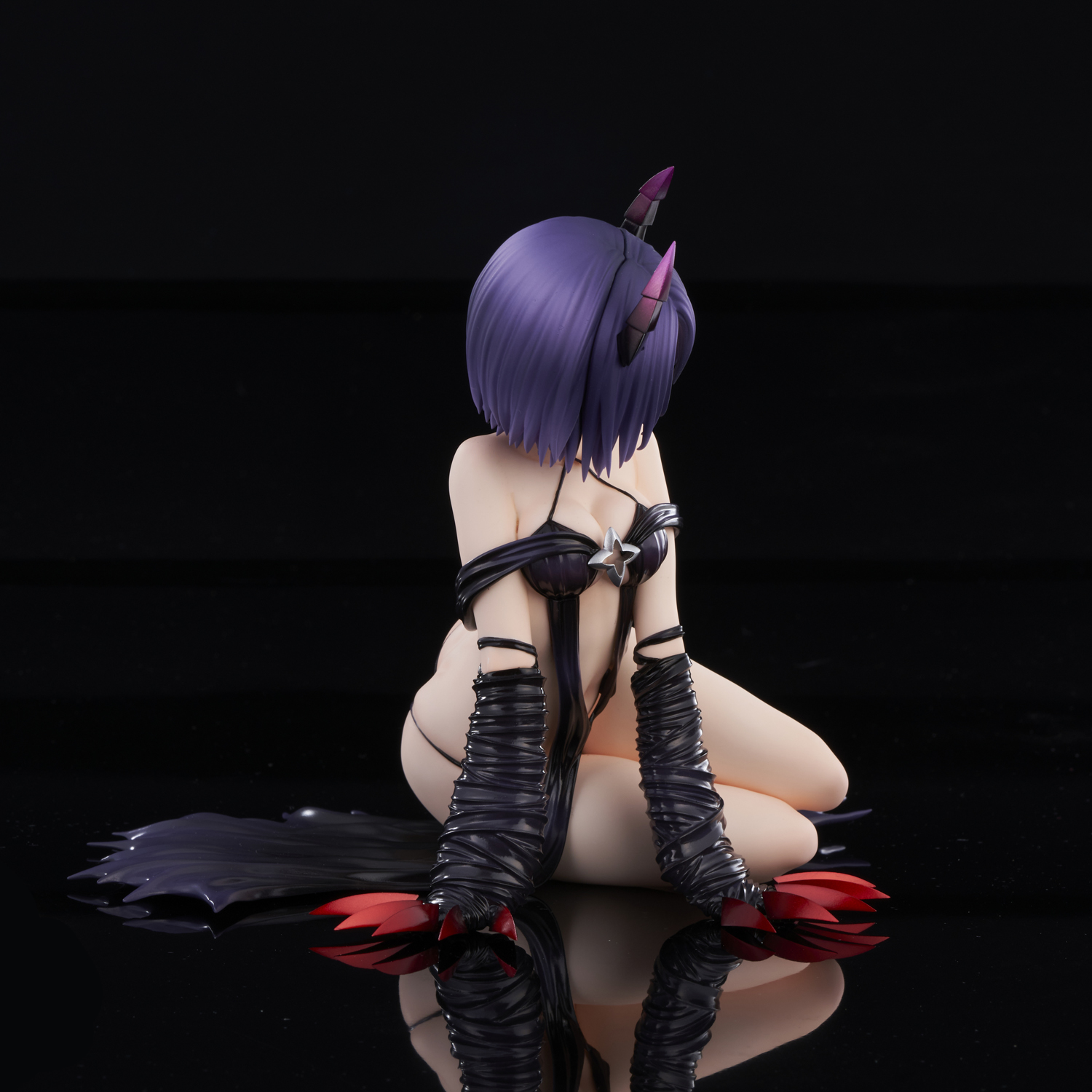 เปิดจอง : Haruna Sairenji Darkness version. LIMITED