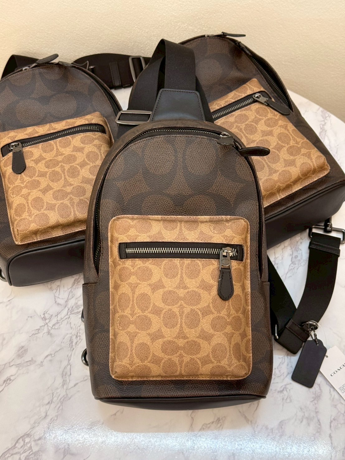 กระเป๋าเป้สะพายข้าง Coach แท้ สีน้ำตาล รุ่น CAB60