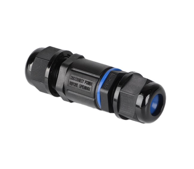 ข้อต่อสายไฟกันน้ำ ใช้กับสายไฟฟ้า เบอร์ 0.5 ถึง1.5 mm² 3 เส้น แบบขันน็อต