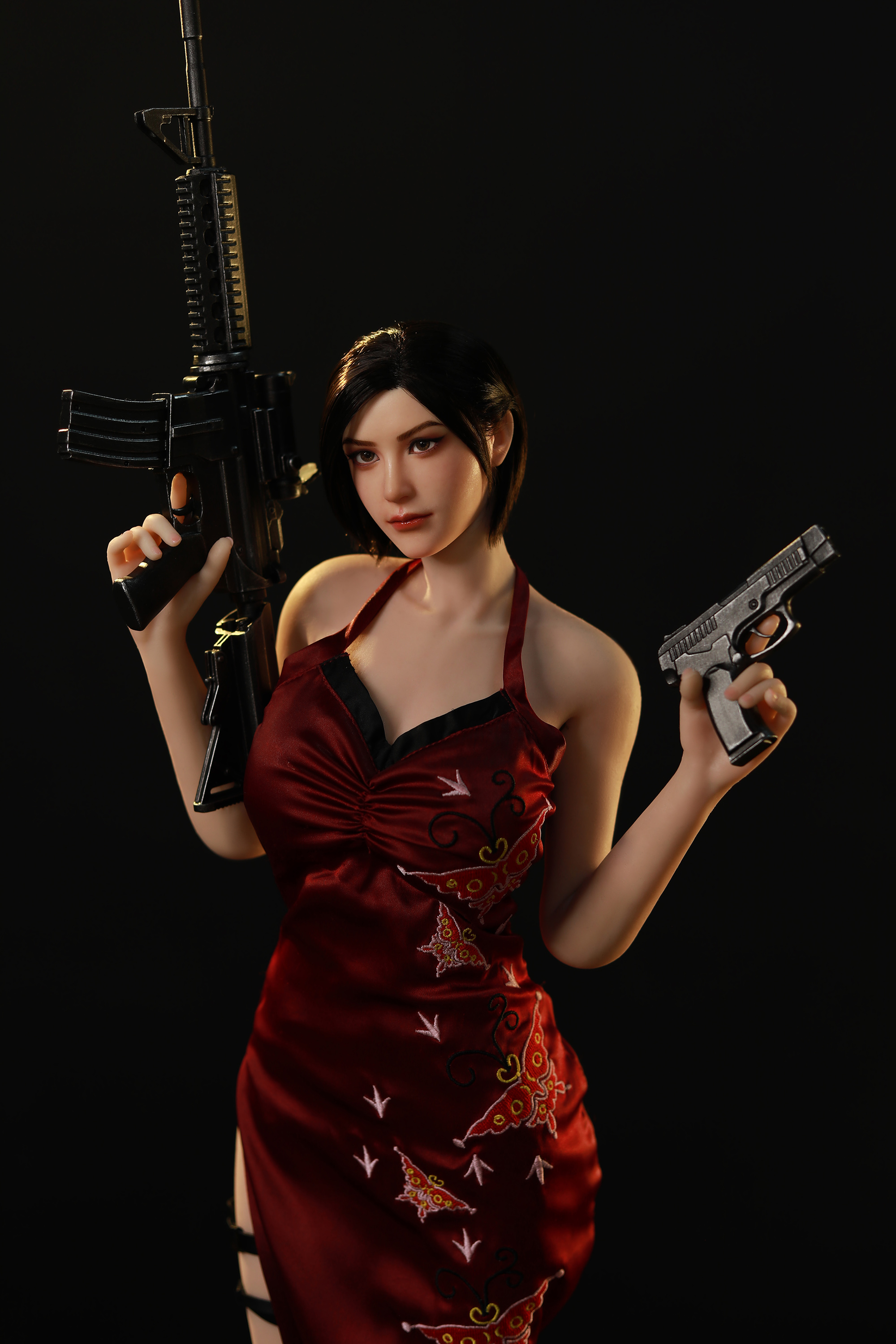 เปิดจอง : Ada Wong