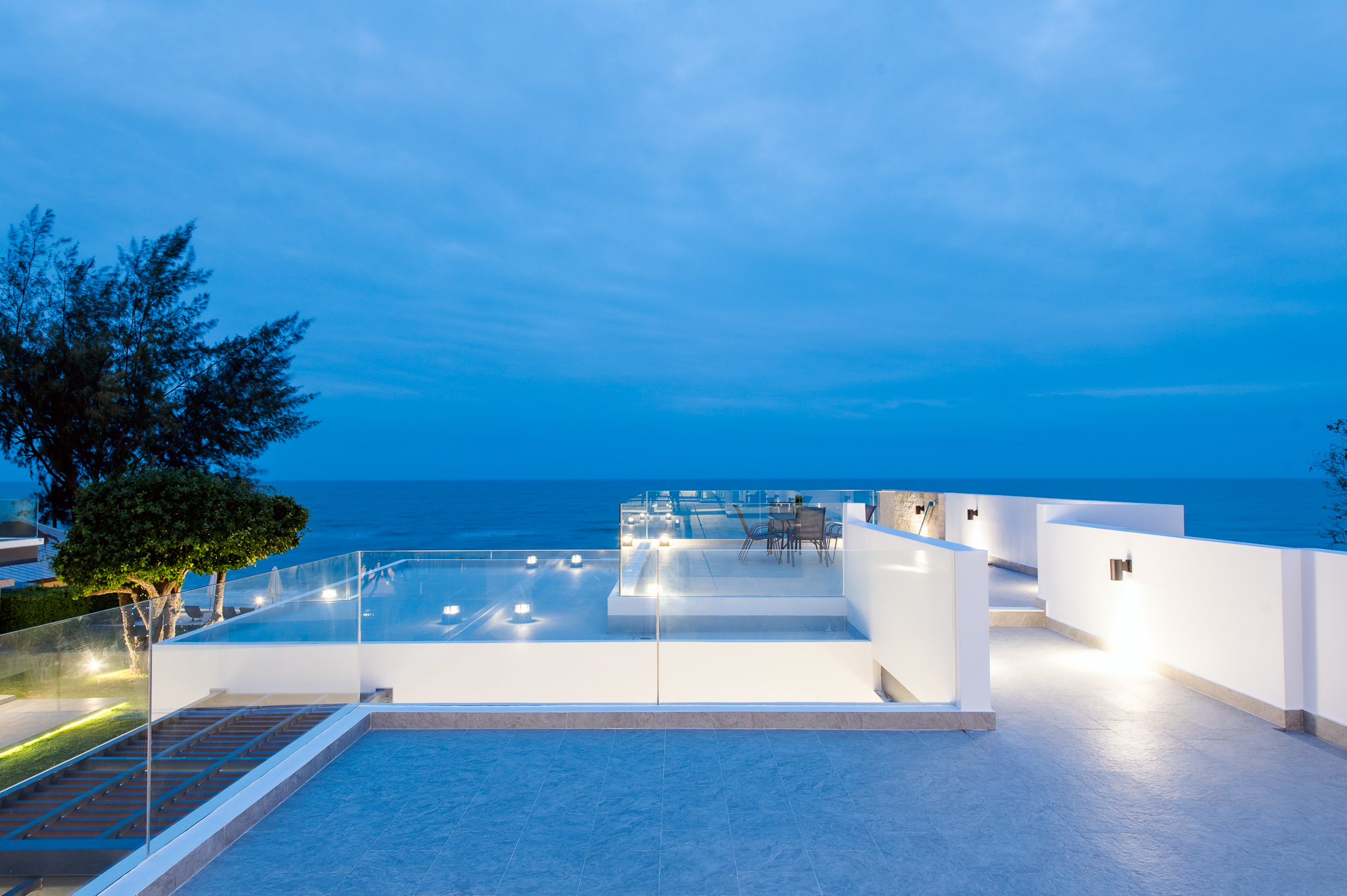 HR15066 บ้านพักติดทะเลหัวหิน The Casa Rocca Beach Villa HuaHin