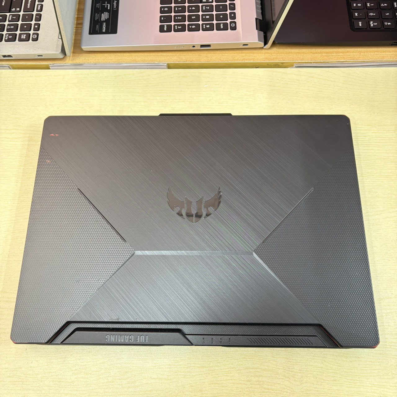 ASUS TUF GAMING F15 FX506LH-HN004W สภาพเครื่อง 80%