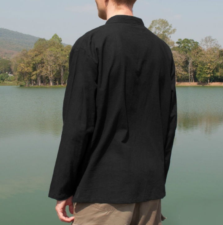 เสื้อผ้าไทยชายสีดำ เสื้อผ้าฝ้ายชายแต่งกระดุ้มปั้นและปักผ้า เสื้อผ้าพื้นเมืองชายวัยรุ่นแต่งงานปักผ้า