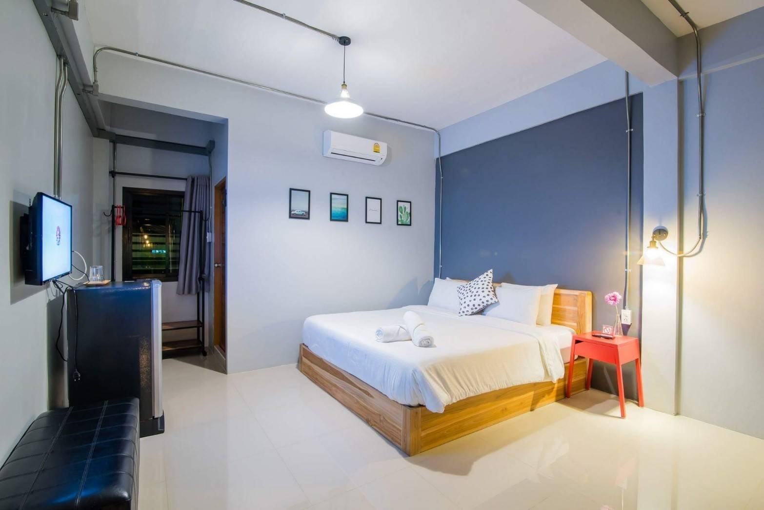 HR 15001 บ้านพักชะอำ บ้านบรอนซี่