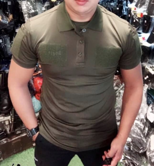 🔥เสื้อ โปโล ยุทธวิธี 🔥 ✅ผ้าcotton ยืด ✅สวมใส่สบาย ✅เนื้อผ้าไม่เป็นขุ่น ✅ปั่นเครื่องได้. มาพร้อมดีไชต์พิเศษ ตีนตุ๊กแกหน้าอกซ้าย-ขวา สามารถติดเครื่องหมายหน่วยงานได้ 📌มีสี ดำ กรม เขียว ขาว ราคาพิเศษ 750 บาท