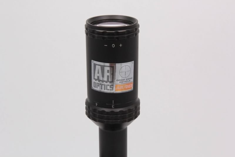 สโคป ยี่ห้อ Bushnell รุ่น AR3-12*40 สเปค : ซูม3-12เท่า หน้า40 คุณสมบัติ : -สามารถซูมได้3ถึง12เท่า -สามารถปรับโฟกัสได้ -ตัวสโคปเป็นแบบปรับนอก อุปกรณ์ภายในกล่อง -ตัวสโคป -ฝาปิดกล้อง -ขาจับกล้อง -ผ้าเช็ดเลนส์ ราคา 4,800 บาท