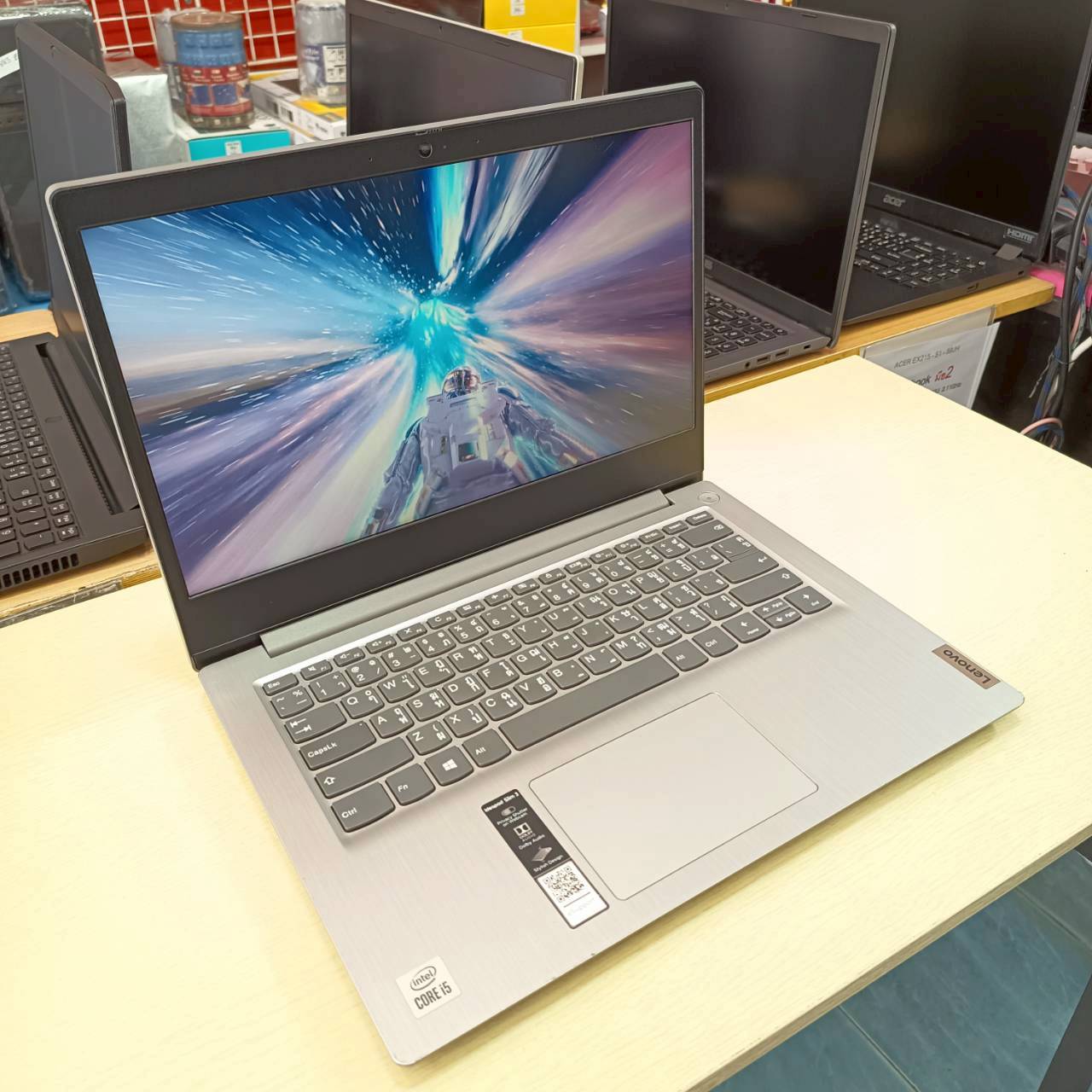 LENOVO IDEAPAD 3 14IML05-81WA00Q9TA สภาพเครื่อง 80%