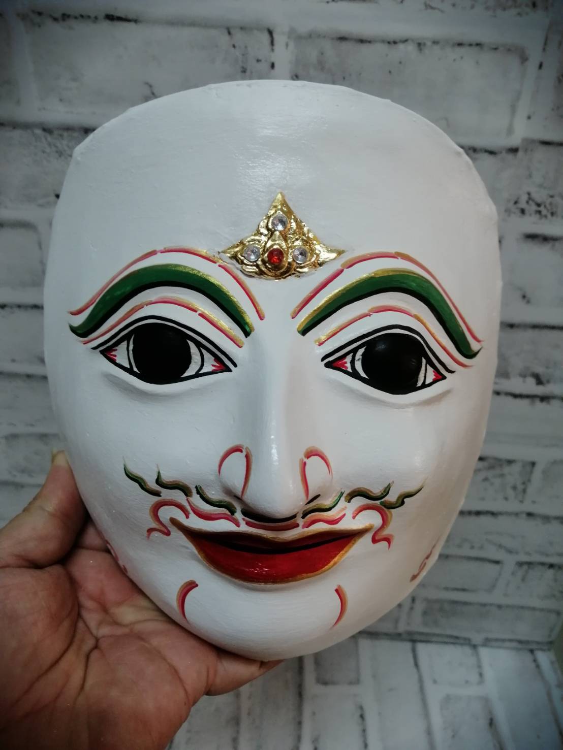 หน้ากาก พระอิศวร ใส่ตาแก้ว