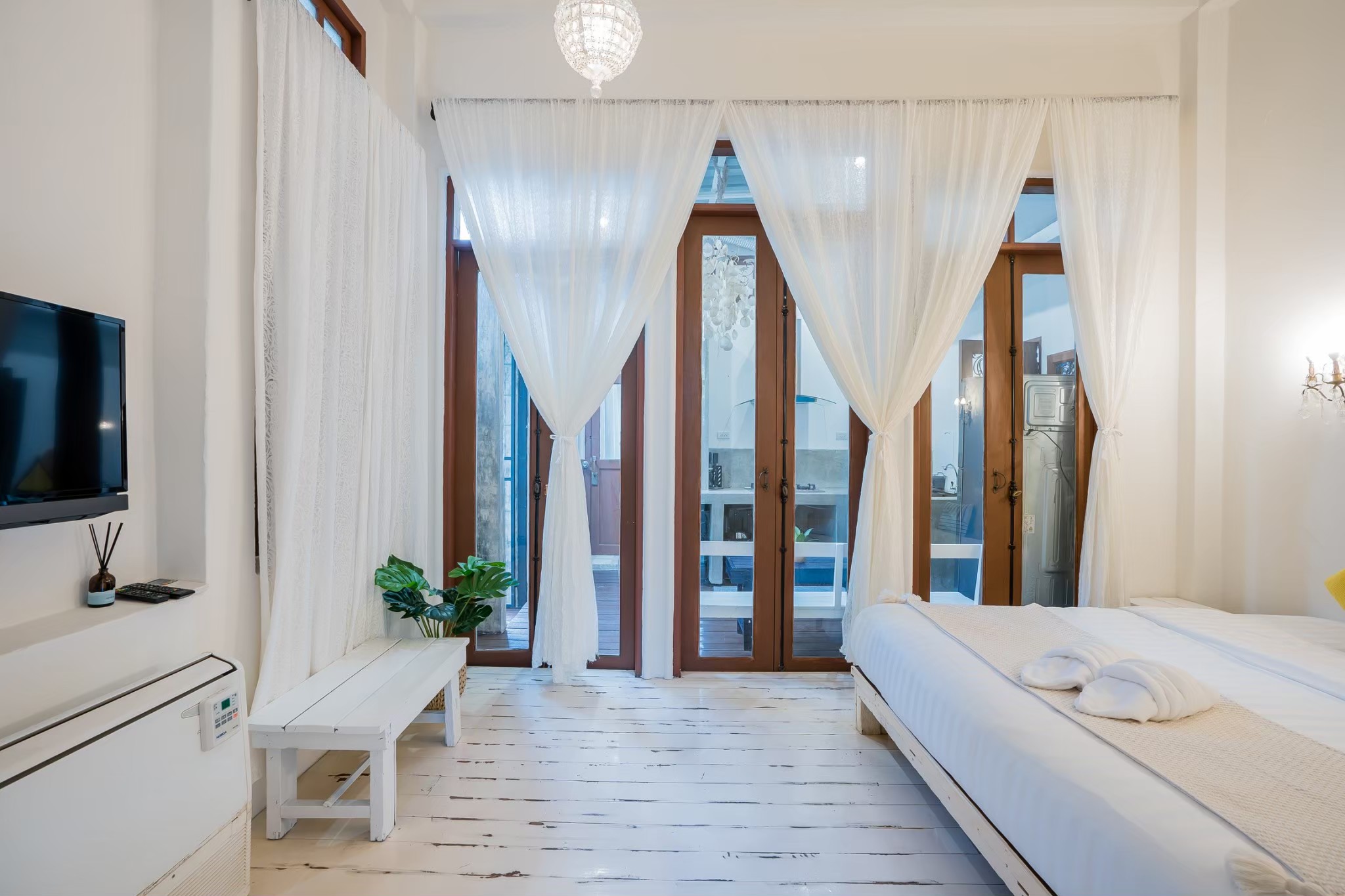 15086 บ้านพักติดทะเล De Pranburi beach villa