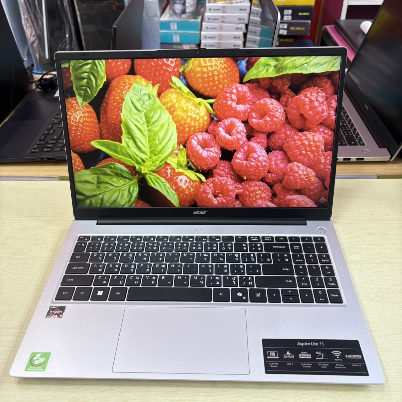 ACER ASPIRE LITE 15 AL15-41P-R47V ประกันศูนย์ 26/02/2027 สภาพเครื่อง 90%
