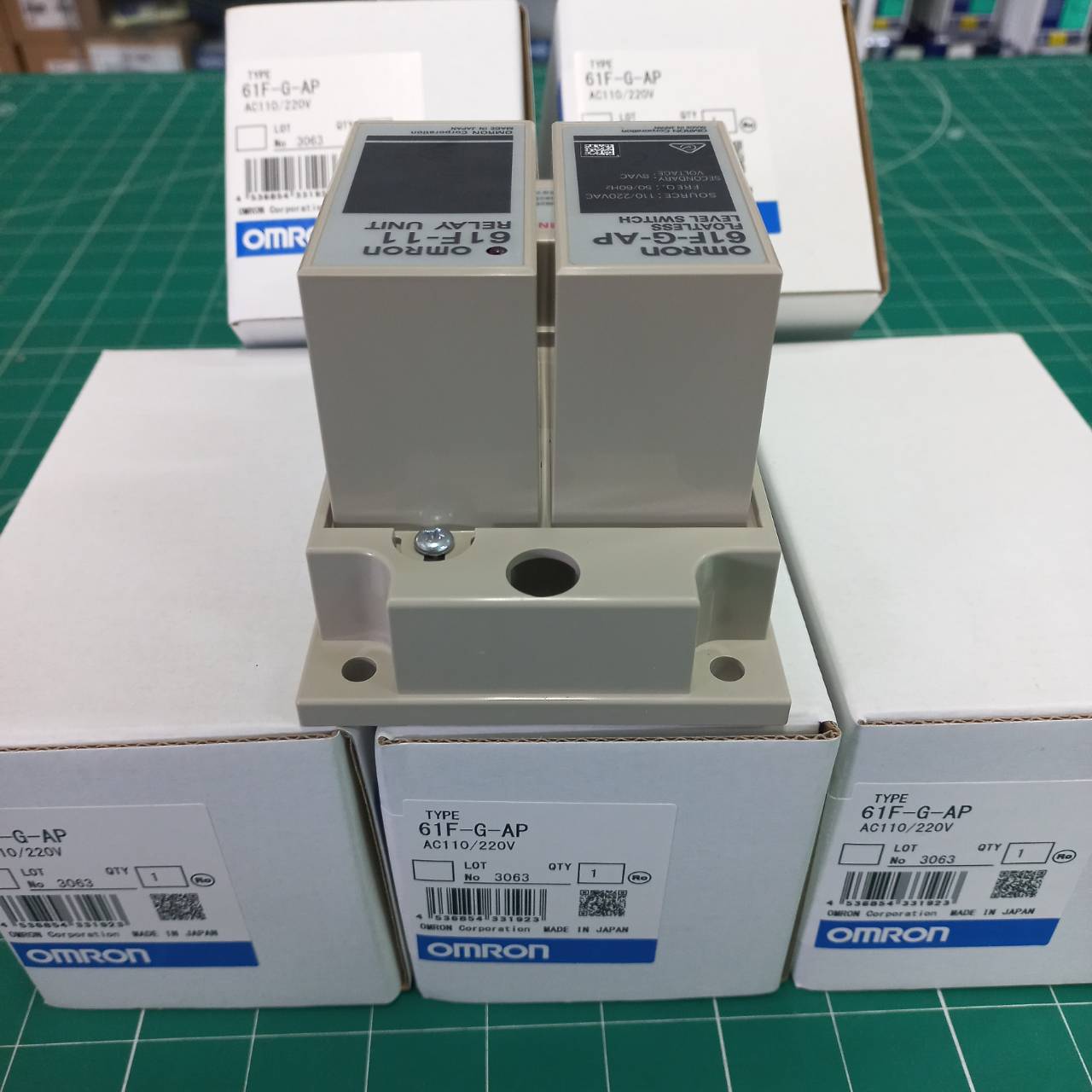โฟลทเลส OMRON 61F-G-AP 220VAC อุปกรณ์ควบคุมระดับน้ำ Floatless level switch
