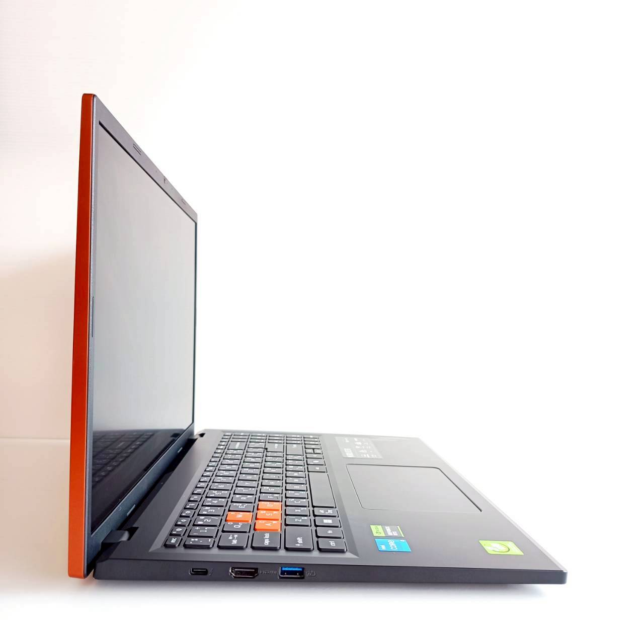 ACER NITRO LITE 16 NL16-71G-57U5 สภาพเครื่อง 95% ( ประกันศูนย์ Onsite 20/02/2028 )