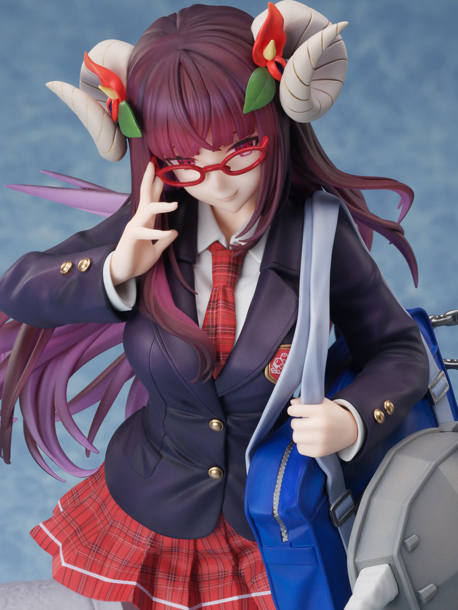เปิดจอง : Azur Lane Suruga Straightfaced Model Student ver.