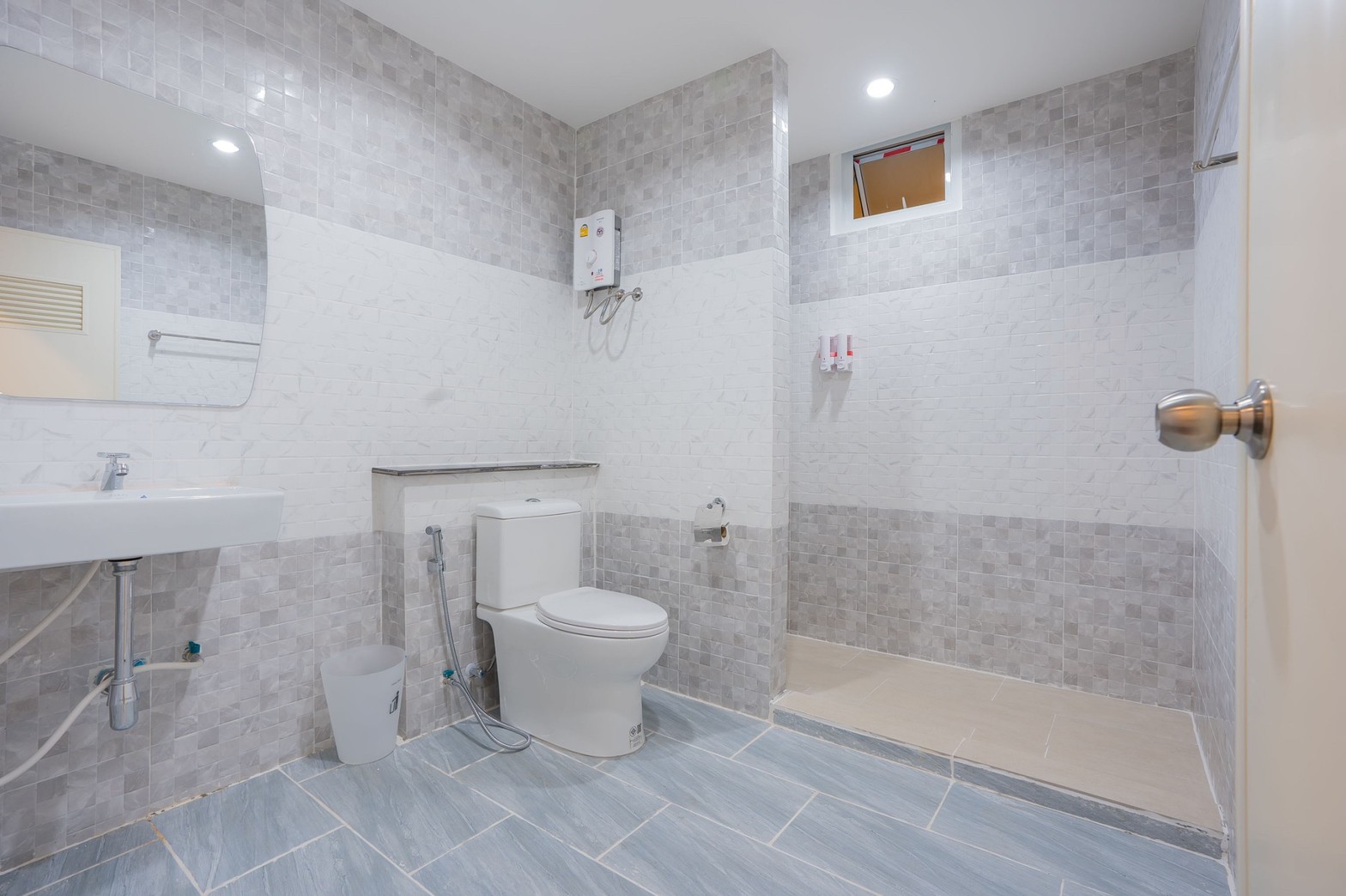 HR15067 บ้านพักใกล้ทะเลชะอำ The Great Beach Pool Villa Cha Am