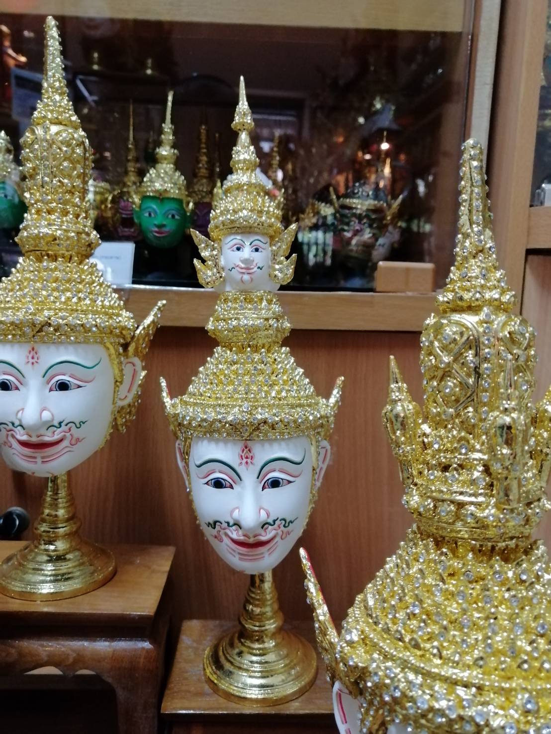 พระพรหม จัมโบ้ พรีเมี่ยม
