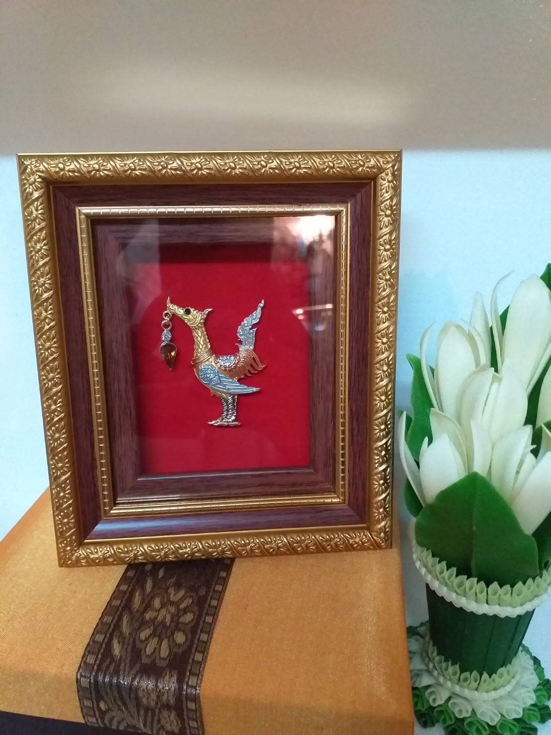 กรอบรูปโขนรามเกียรติ์ และเอกลักษณ์ไทยๆ พร้อมกล่องผ้าไหม