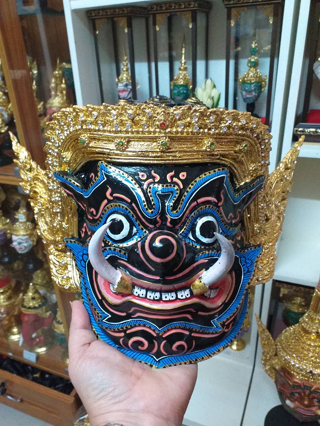 หัวโขนยักษ์ ติดผนัง พร้อมกรอบลายไทย