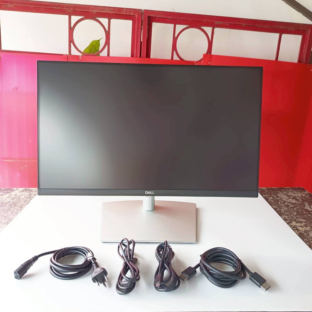 LED 23.8" DELL P242HT FHD IPS 60Hz Touch Screen HDMI+DP+Type C+USB+ลำโพงในตัว ประกันศูนย์9/10/2026