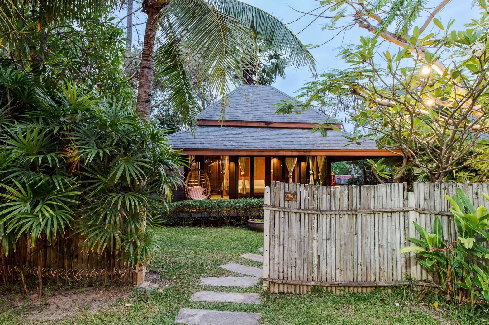 HR15062 บ้านพักติดทะเล The Le Valley Rimley Pranburi