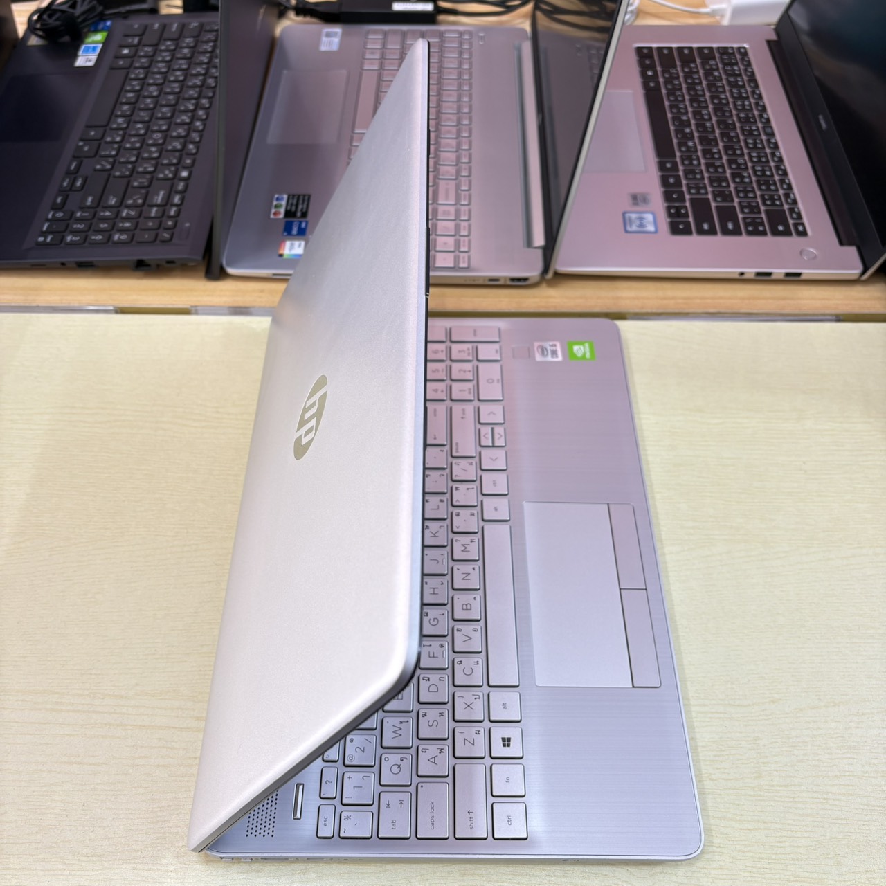 HP 15S – DU2057TX สภาพเครื่อง 85%