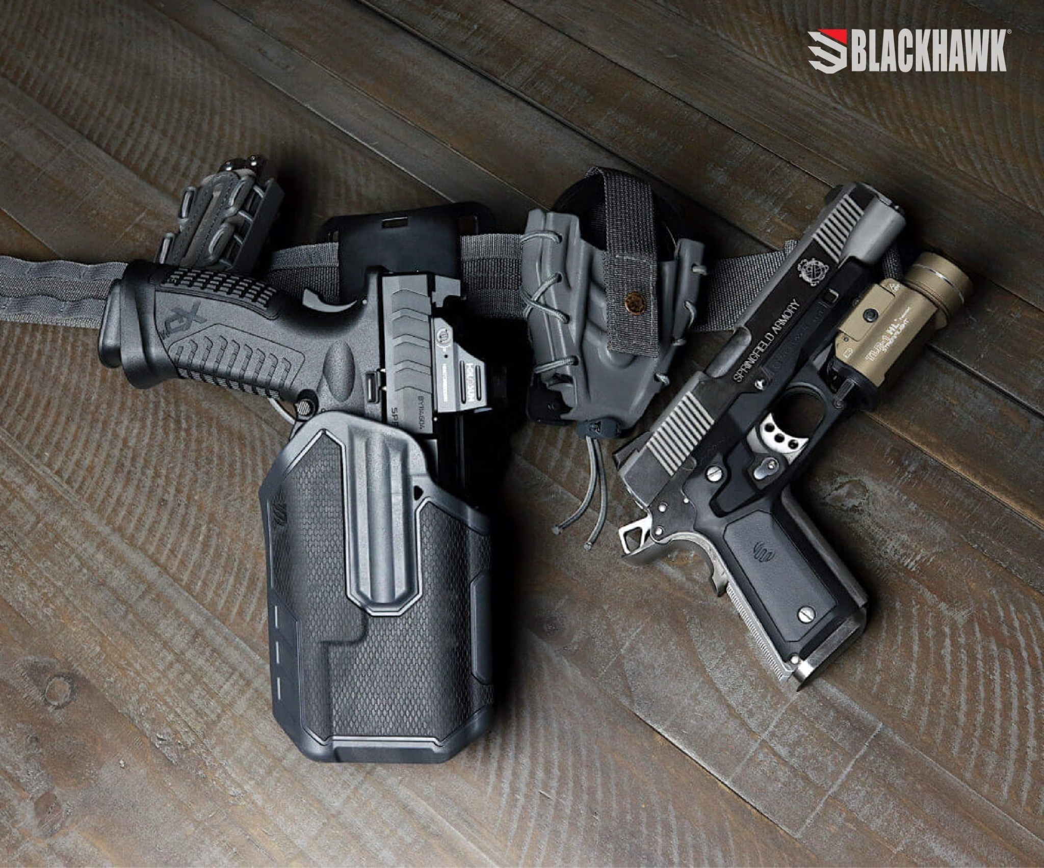 New.ซองปืน Blackhawk OMNIVORE ( Omnivore Multift Holsters ) ⚓ ซองปืนปลดล็อคนิ้วโป้ง ( Level 2 ) ⚓ ใช้กับปืนพกได้มากกว่า 150 รุ่น ( ตามตาราง ) ⚓ ใช้ยึดแบบเพลทเหน็บหรือร้อยเข็มขัดได้ 📌 ใช้คู่กับไฟฉาย Streamlight TLR-1 & TLR-2 (
