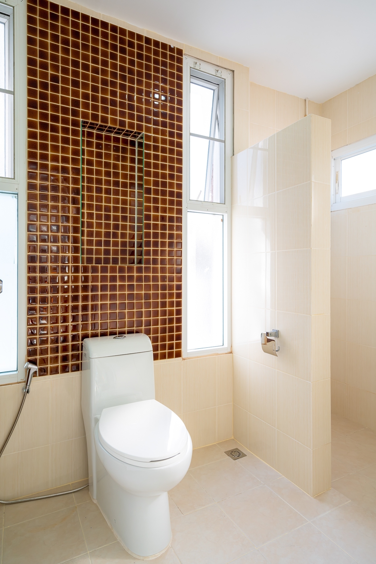 HR15070 บ้านพักติดทะเล The Gina Beach Villa Pranburi