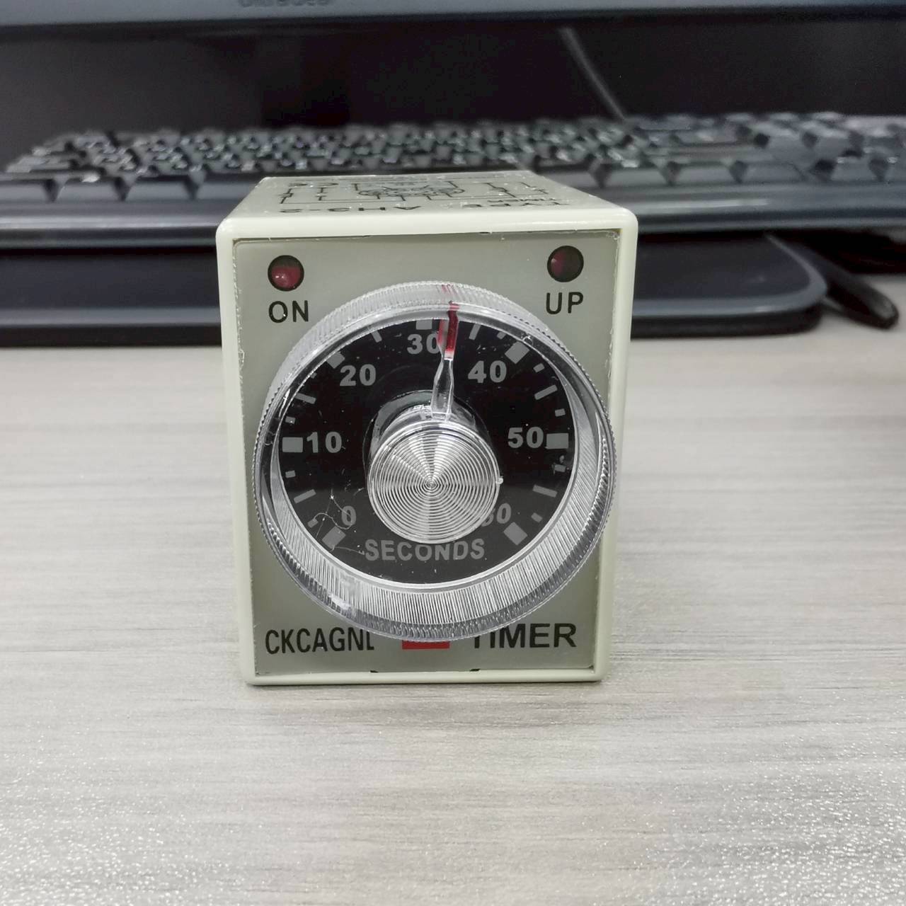 CKC Timer AH3-2 220V ไทม์เมอร์ ฟรีซ็อกเก็ต PF083A ช่วงเวลา 60 วินาที Delay-ON CONTACT NO/NC 2 ชุด