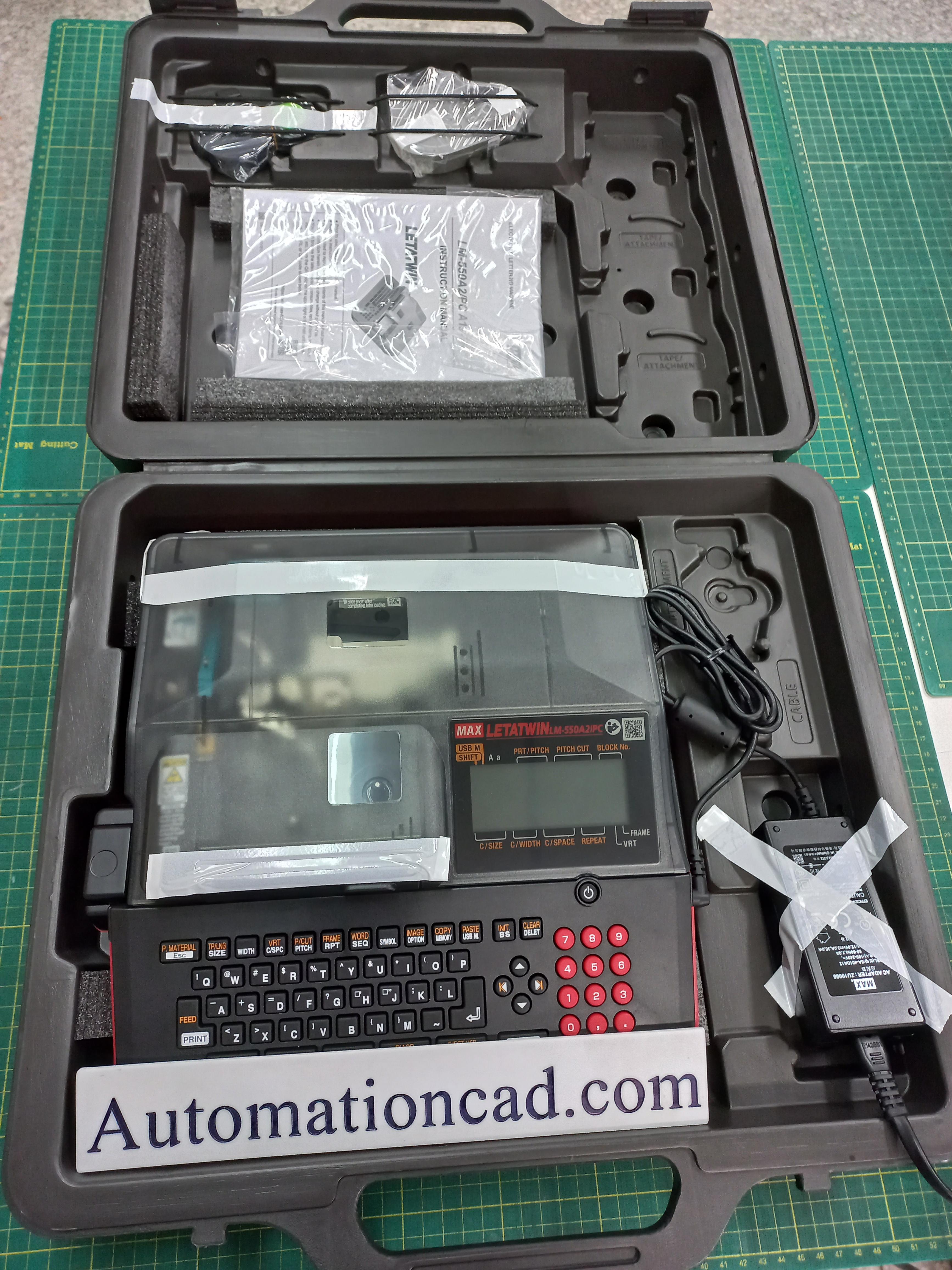 เครื่องพิมพ์ปลอกสายไฟ MAX LM-550A2/PC LETATWIN พิมพ์ผ่านแป้นพิมพ์ / ต่อ Computer ก็ได้