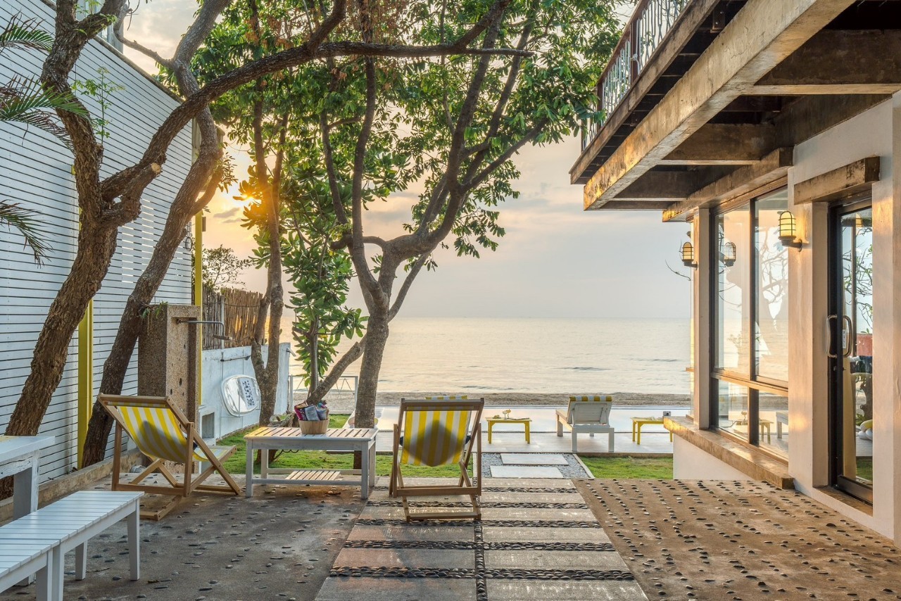 HR15075 บ้านพักติดหาดปราณบุรี The Banana Beach Villa Pranburi