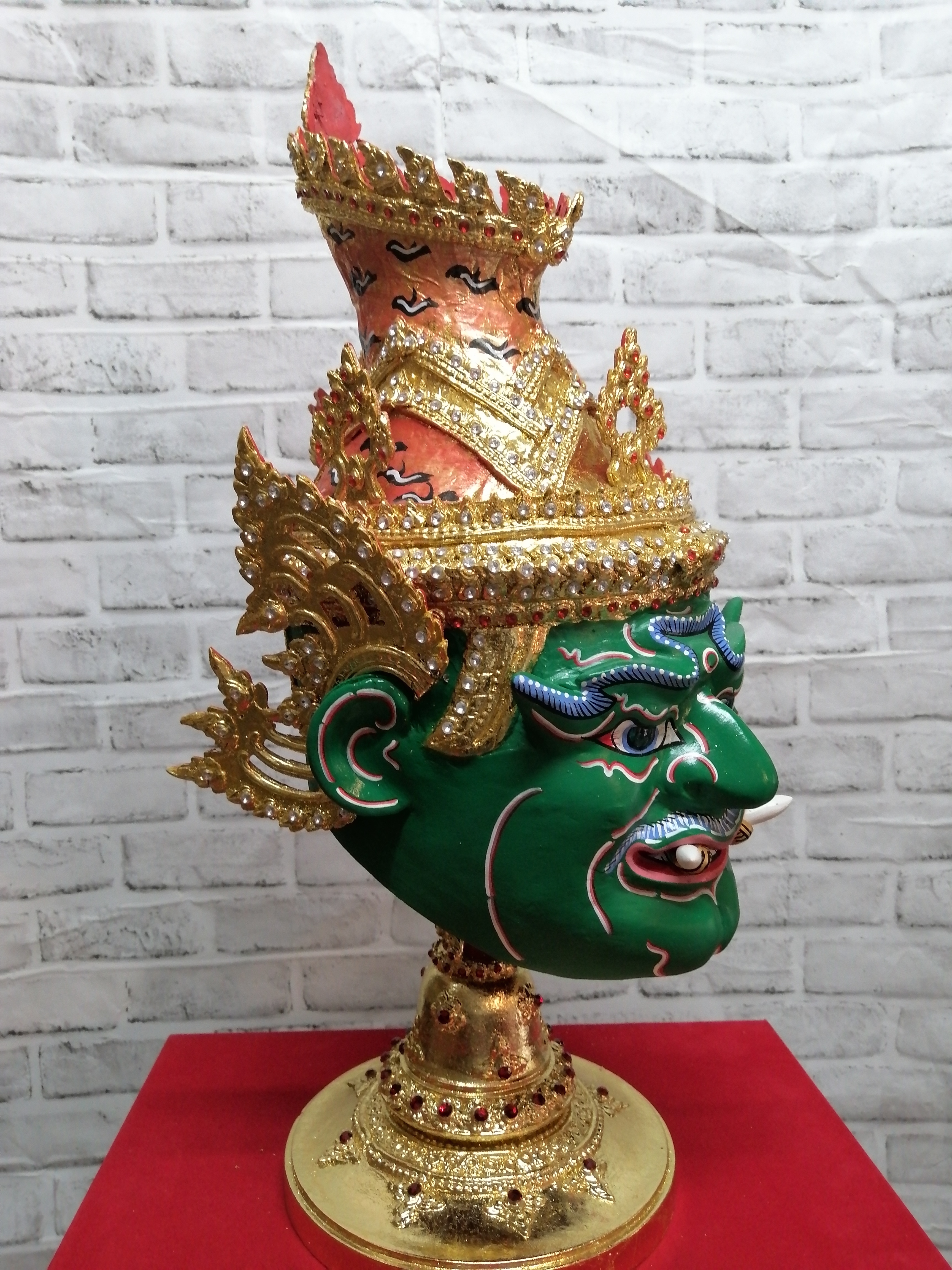 พ่อแก่ ฤาษี เพชรฉลูกัณฐ์ ขนาดครอบ