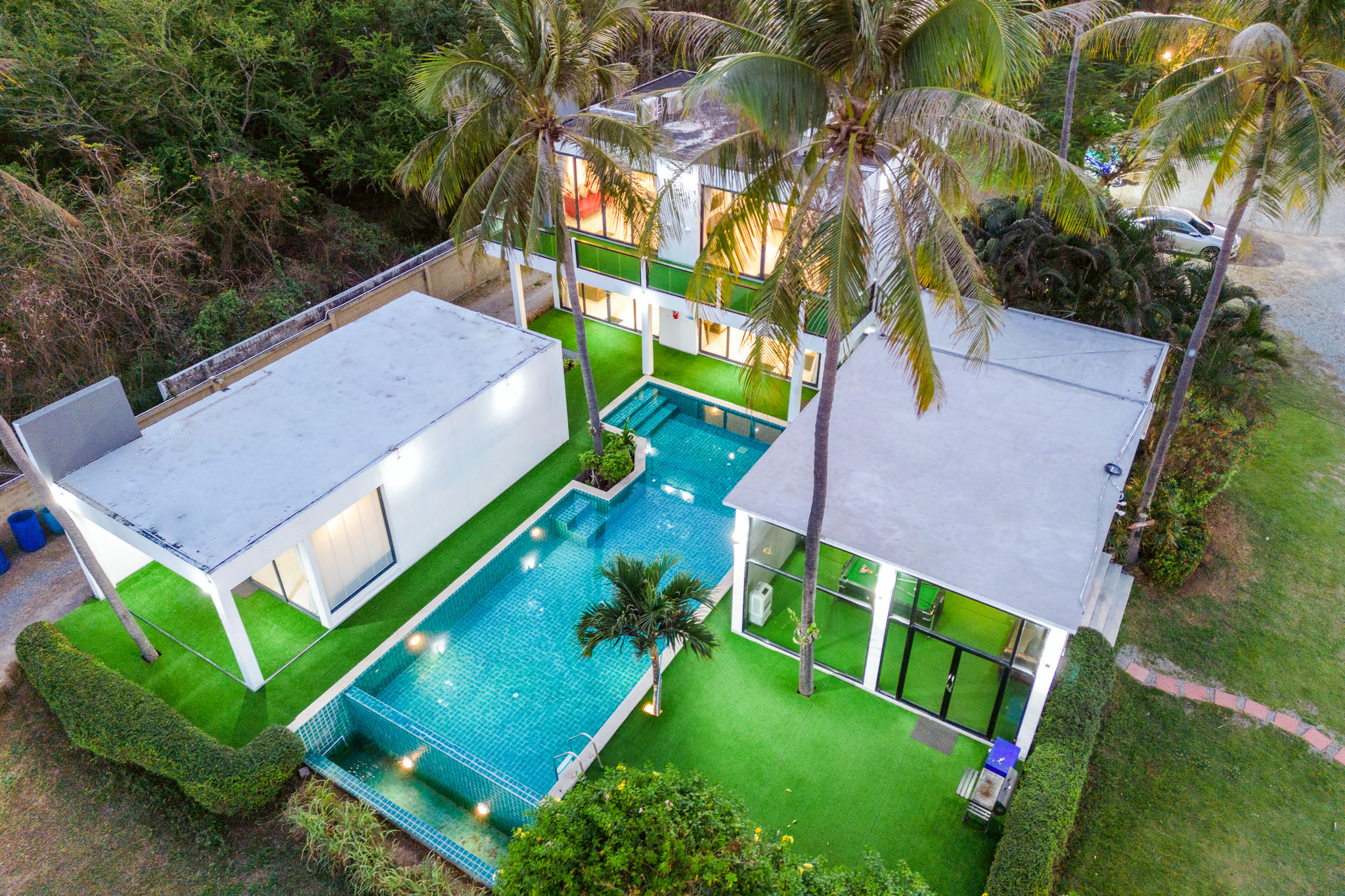 HR15008 บ้านพักติดทะเล โมเดิร์นบีช ปราณบุรี