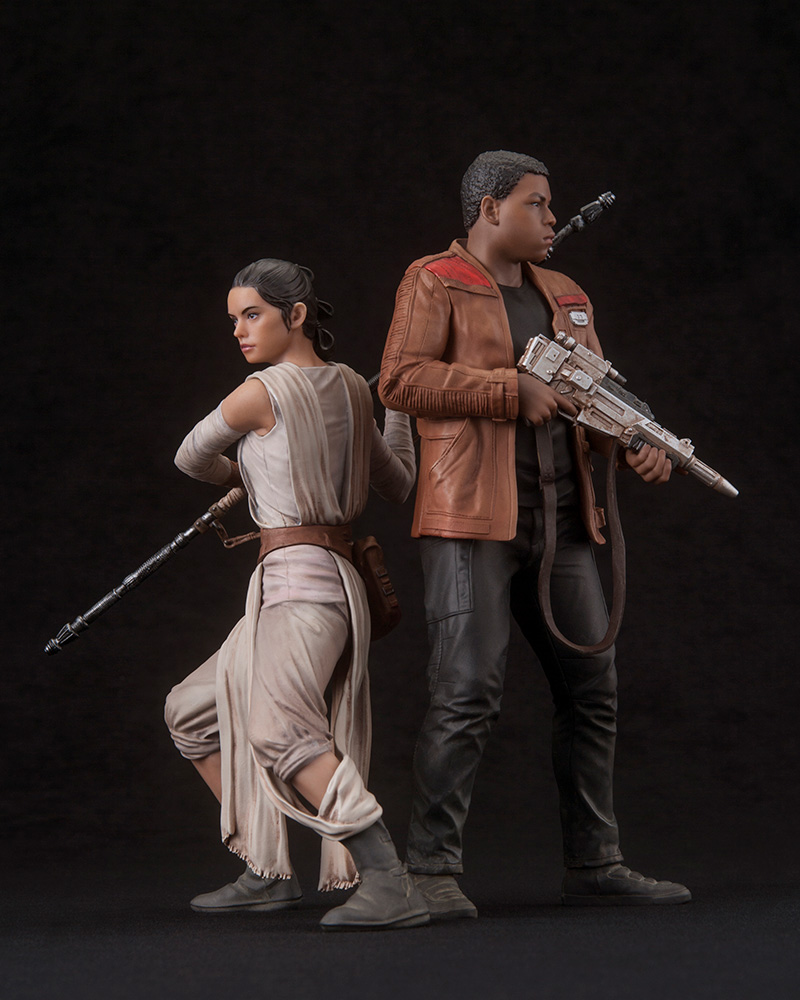 เปิดจอง ARTFX+ - Star Wars: The Force Awakens: Rey & Finn 2Pack The Force Awakens ver. 1/10 Easy Assembly Kit