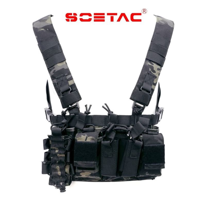 ✴✴ D3 Chest Rig ✴✴ - ผลิตจากผ้า Cordura 500D กันน้ำ - น้ำหนักเบา เพียง 0.45 kg ใส่สบาย - มีช่องใส่แม็กกาซีนปืน M4/M16 ได้มากถึง 4 ช่อง - มีช่องใส่ แม็กกาซีนปืนสั้น/ไฟฉาย ได้ 2 ช่อง - มีกระเป๋าเอนกประสงค์ 3 ช่อง - Quick Release